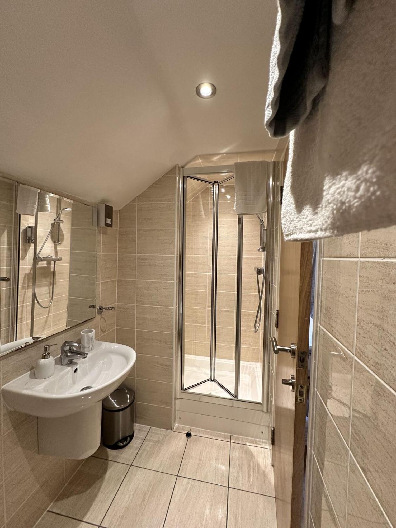 Bath House Hotel Chard Habitación foto