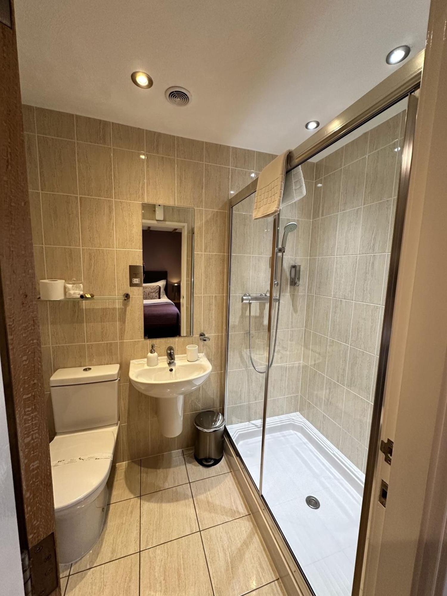 Bath House Hotel Chard Habitación foto